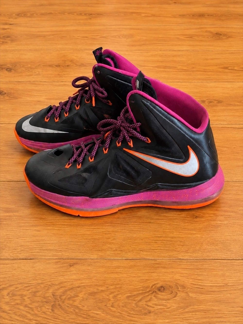 Nike LeBron X Floridians Men’s Size 11 Basketball Shoes